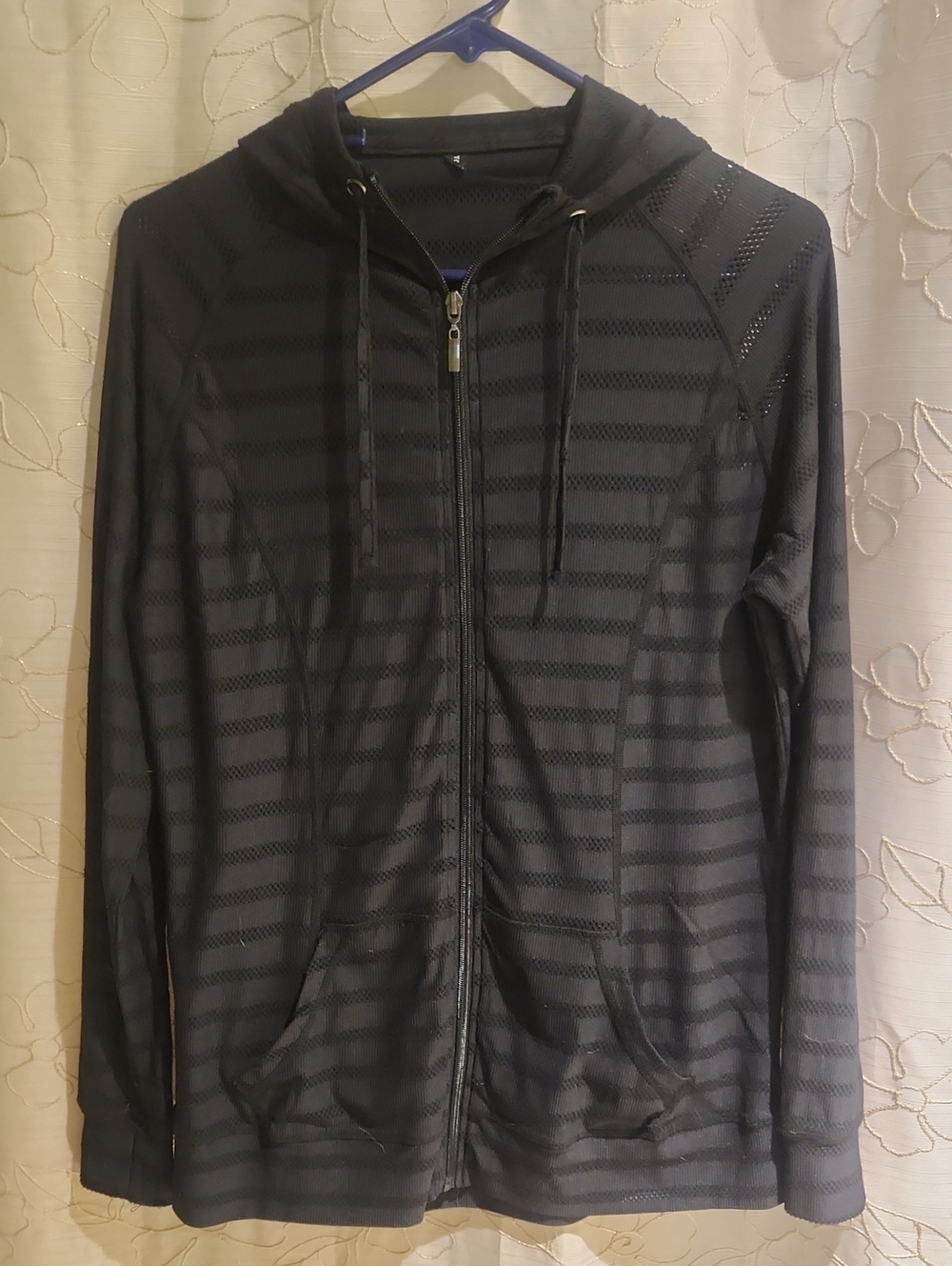 Womens Black Hooded Zip-Up Active Wear Hoodie